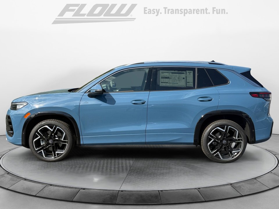 New 2026 Volkswagen Tiguan SEL R-Line AWD/4WD image 4