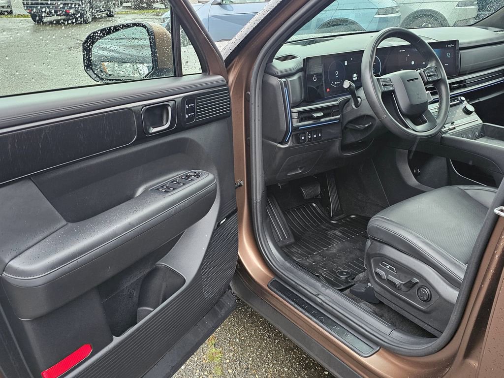 Used 2024 Hyundai Santa Fe Calligraphy image 17