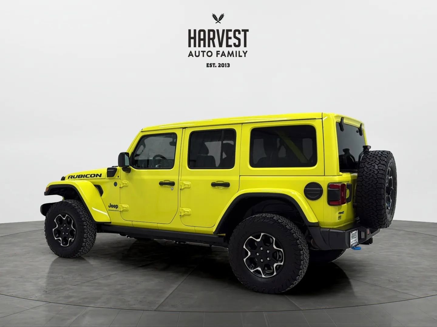 Used 2023 Jeep Wrangler Unlimited Rubicon 4xe w/ Cold Weather Group image 3