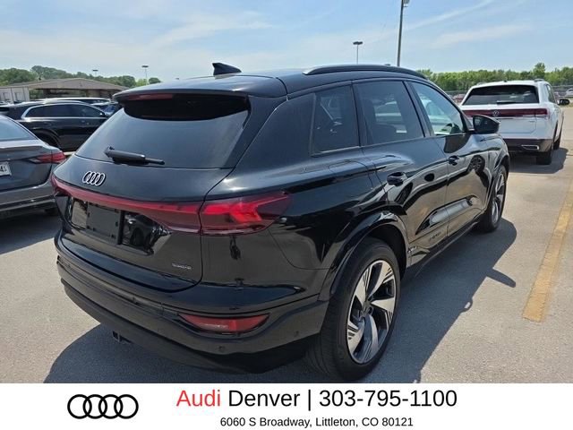 Used 2025 Audi Q6 e-tron Premium Plus w/ Premium Plus AWD/4WD image 3