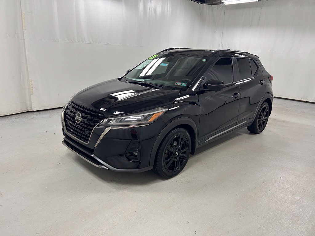 Used 2021 Nissan Kicks SR FWD image 2