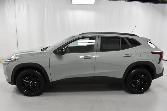 Used 2025 Chevrolet Trax ACTIV w/ Driver Confidence Package image 8