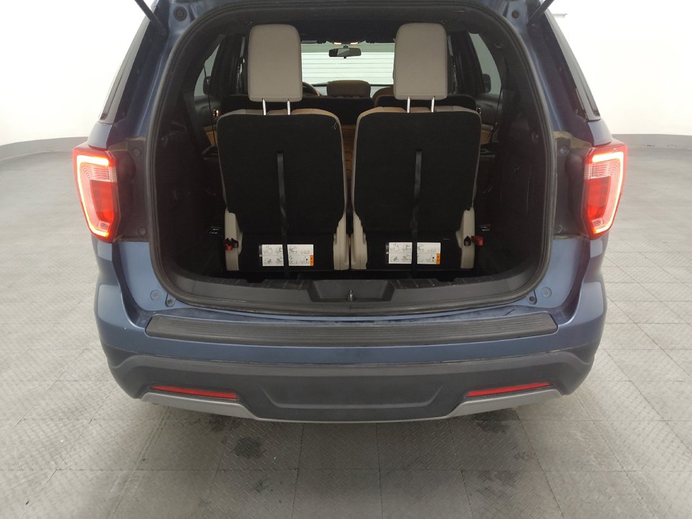 Used 2018 Ford Explorer FWD image 29