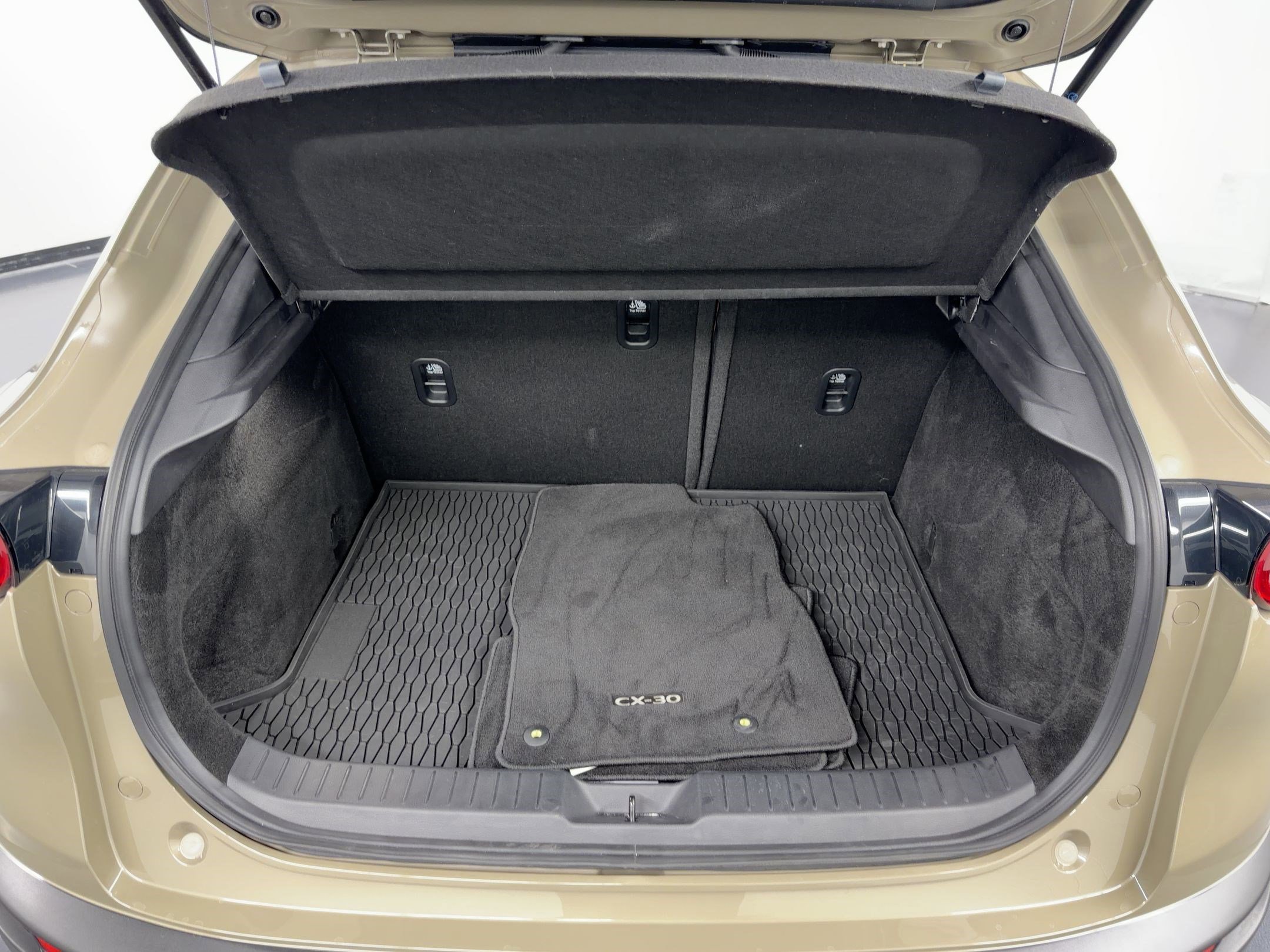 Used 2024 MAZDA CX-30 Carbon image 27