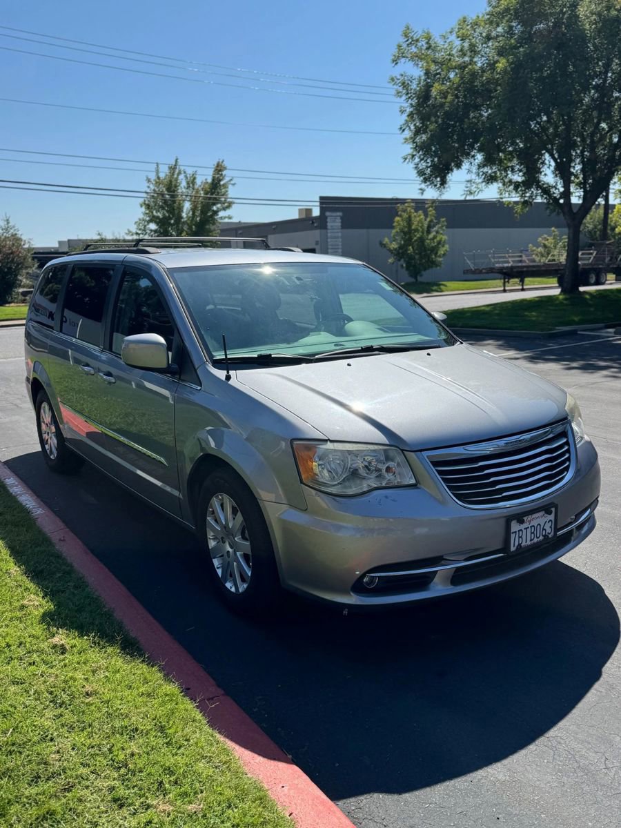 Used 2013 Chrysler Town & Country Touring