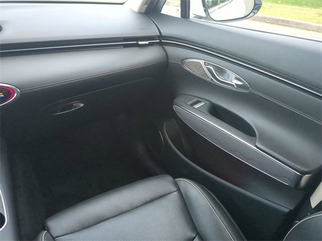 Used 2023 Genesis GV70 2.5T w/ Advanced Package image 15