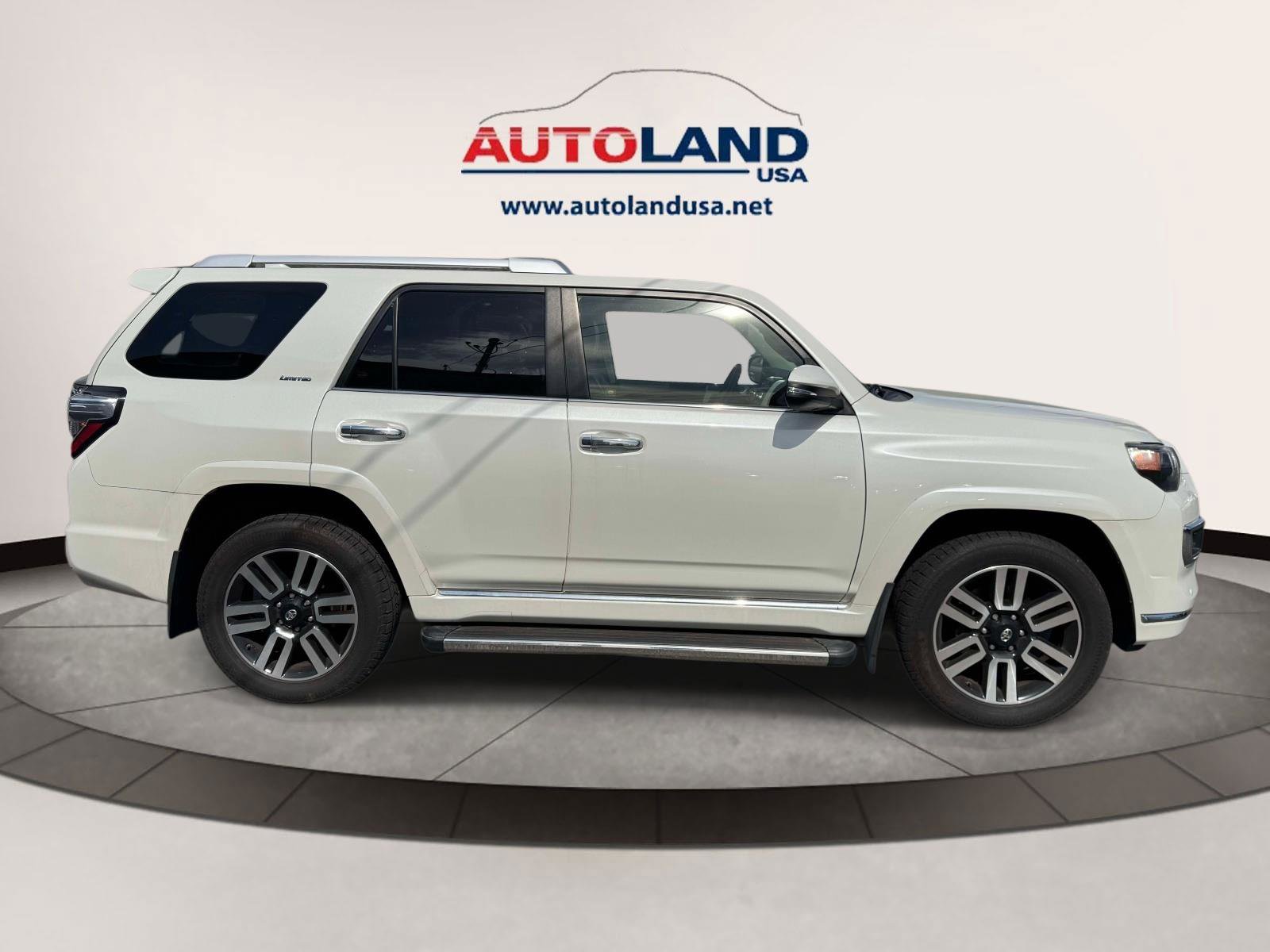 Used 2018 Toyota 4Runner Limited AWD/4WD image 3