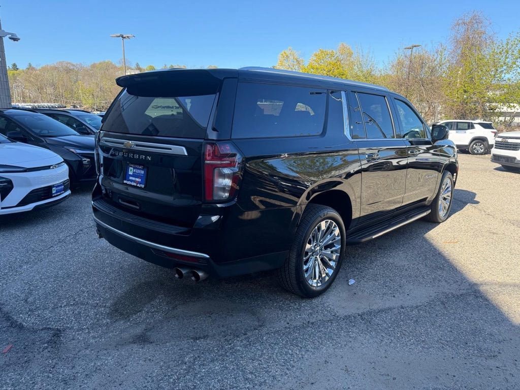 Used 2021 Chevrolet Suburban High Country AWD/4WD image 7