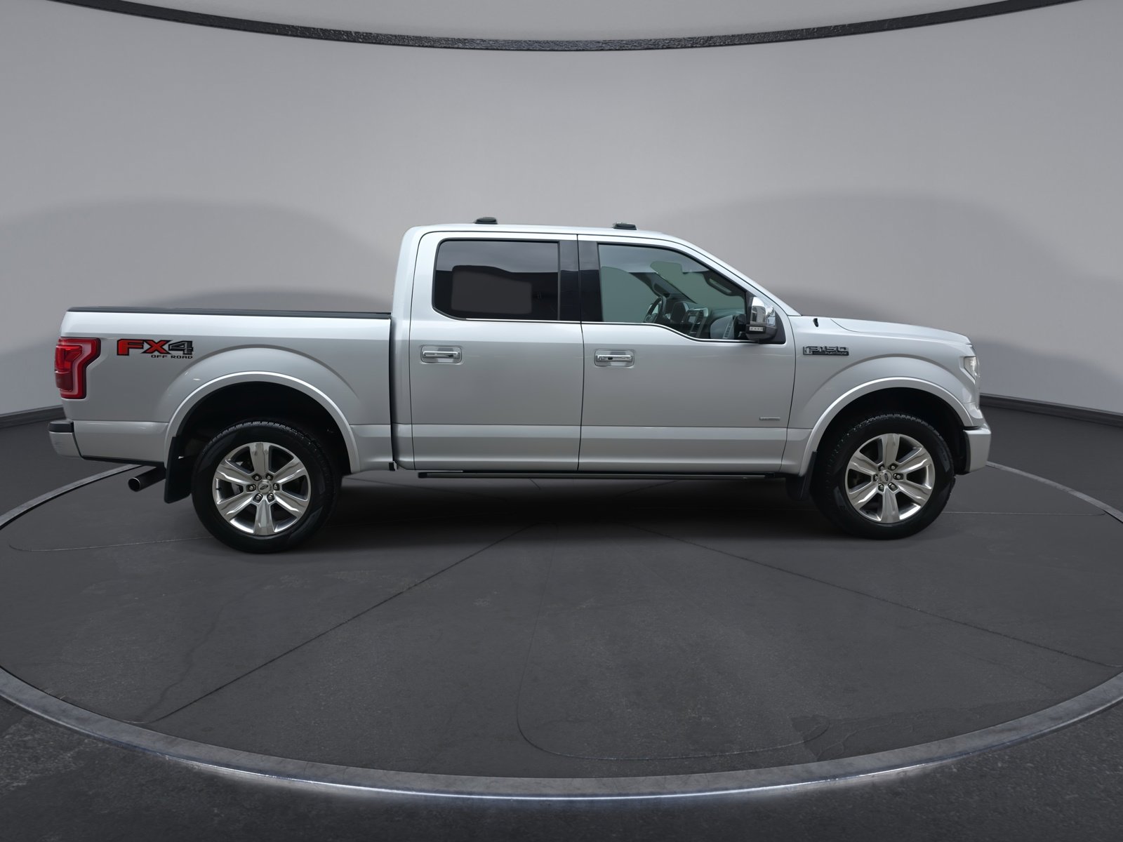Used 2016 Ford F150 Platinum w/ Technology Package AWD/4WD image 9