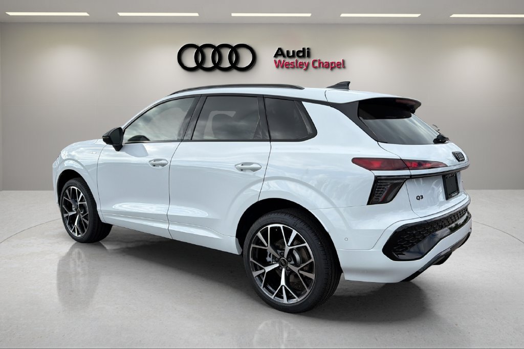 New 2026 Audi Q3 quattro 2.0T AWD/4WD image 3