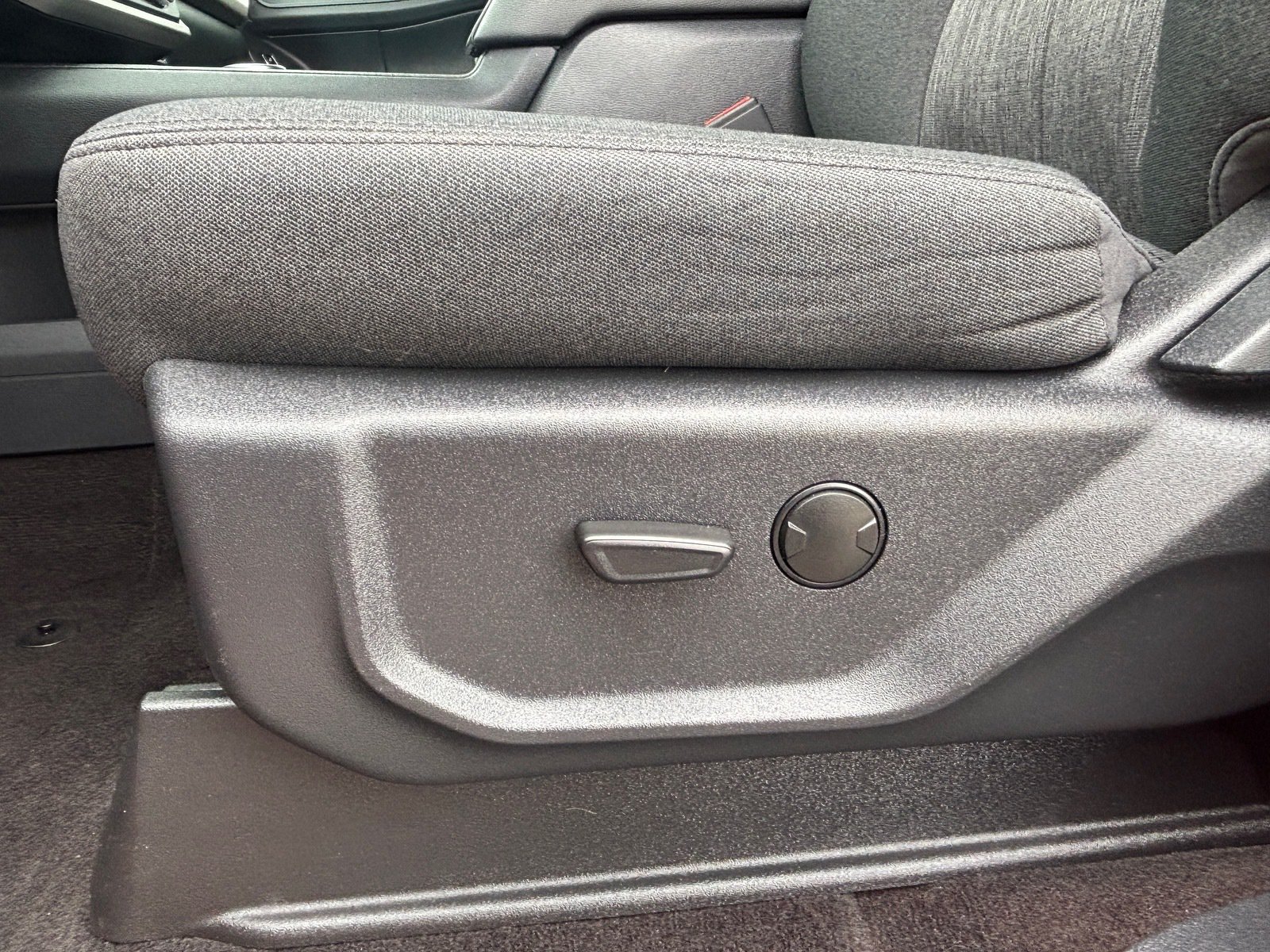 Used 2023 Ford Expedition XLT RWD image 26