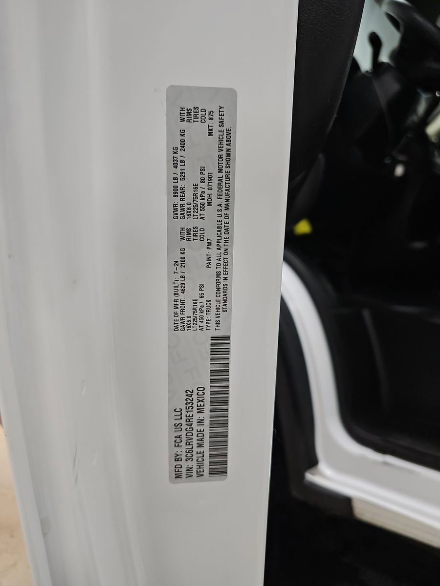 Used 2024 RAM ProMaster 2500 w/ Convenience Group FWD image 14