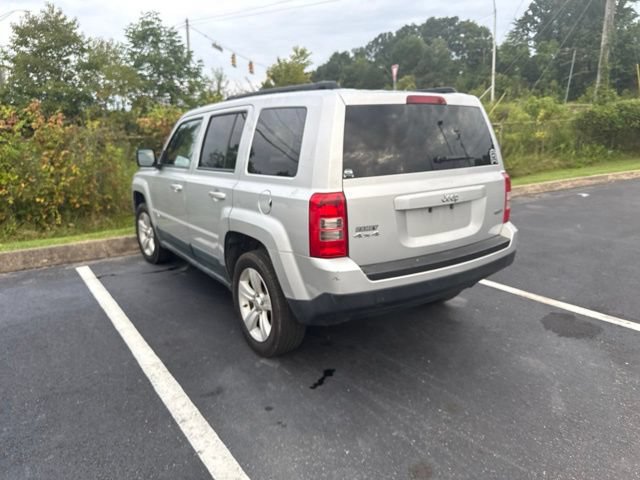 Used 2011 Jeep Patriot Latitude AWD/4WD image 6