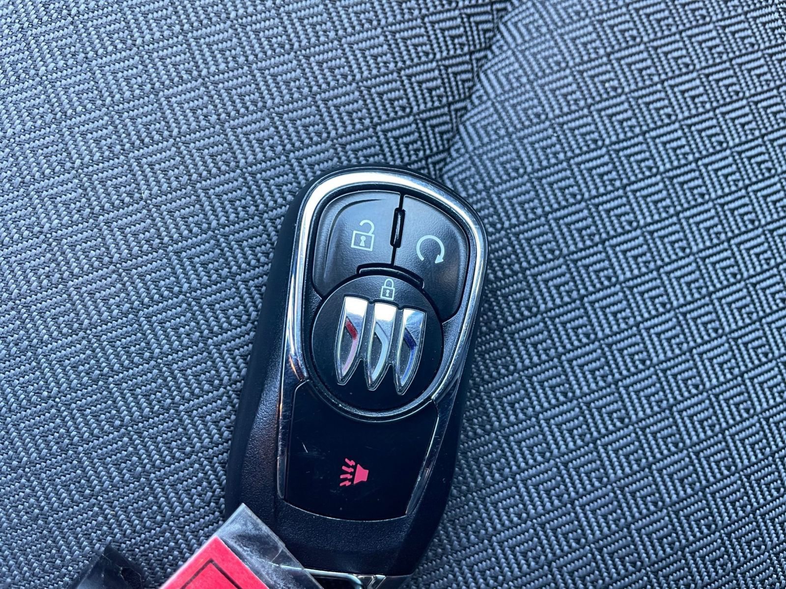 Used 2025 Buick Encore GX Preferred image 21