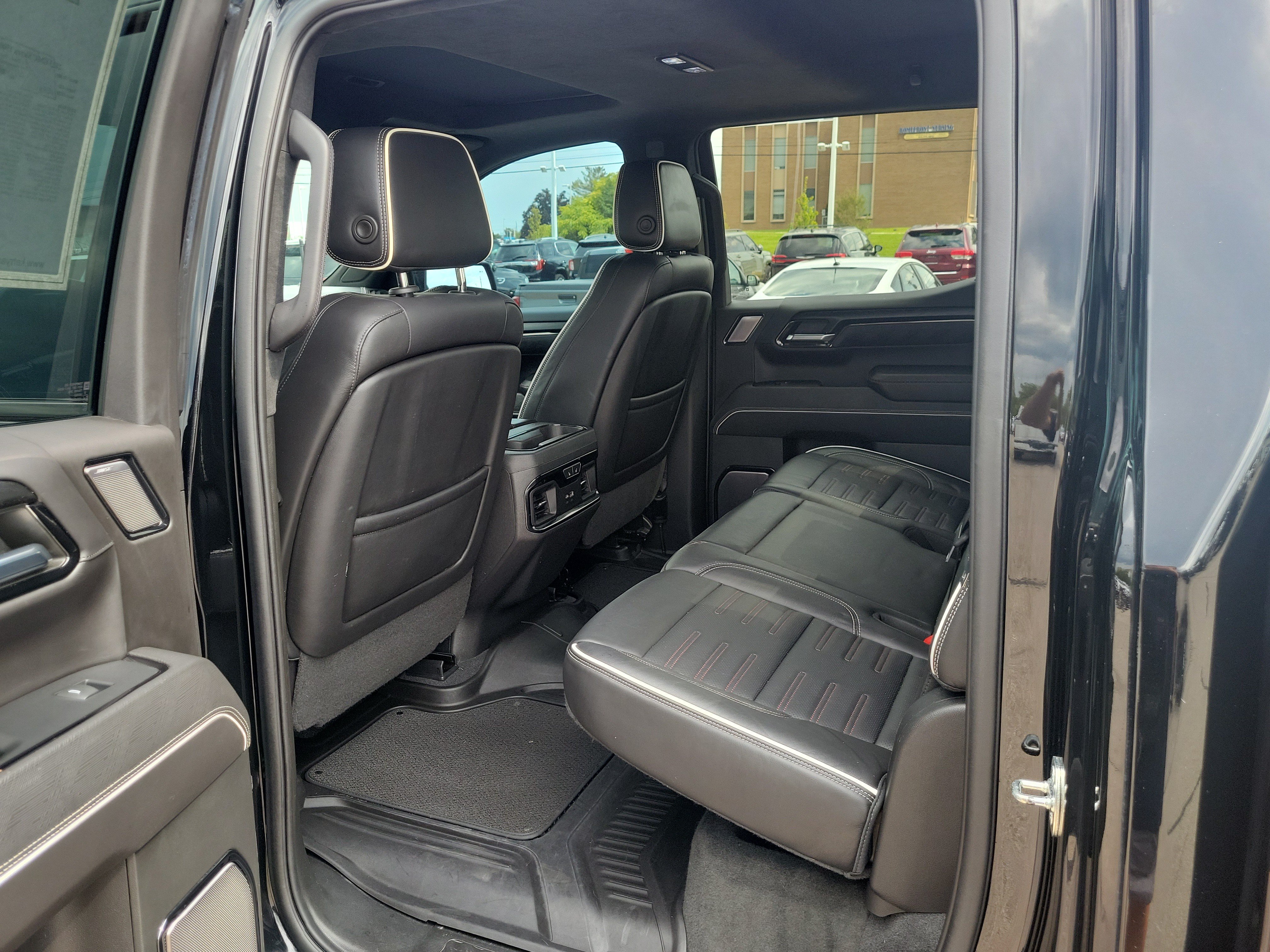 Used 2023 GMC Sierra 1500 AT4X AWD/4WD image 12