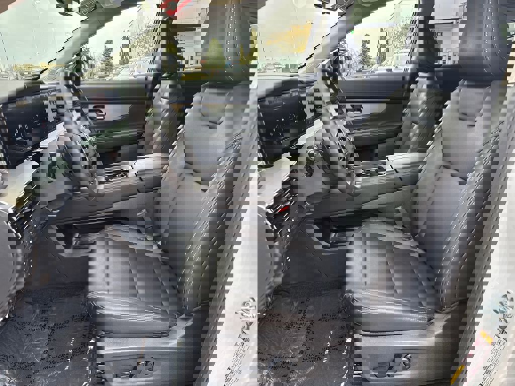 Used 2025 Nissan Murano SL image 13