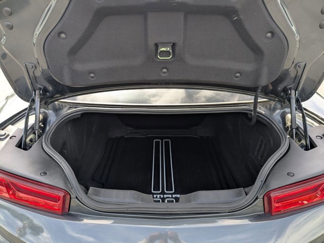 Used 2018 Chevrolet Camaro LT image 6