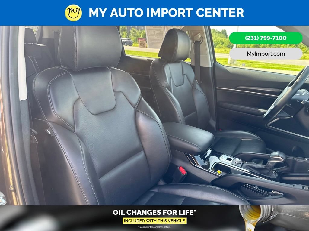 Used 2025 Kia Telluride S AWD/4WD image 31