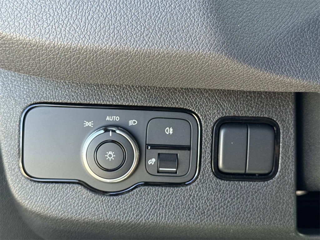 New 2025 Mercedes-Benz Sprinter 2500 image 26