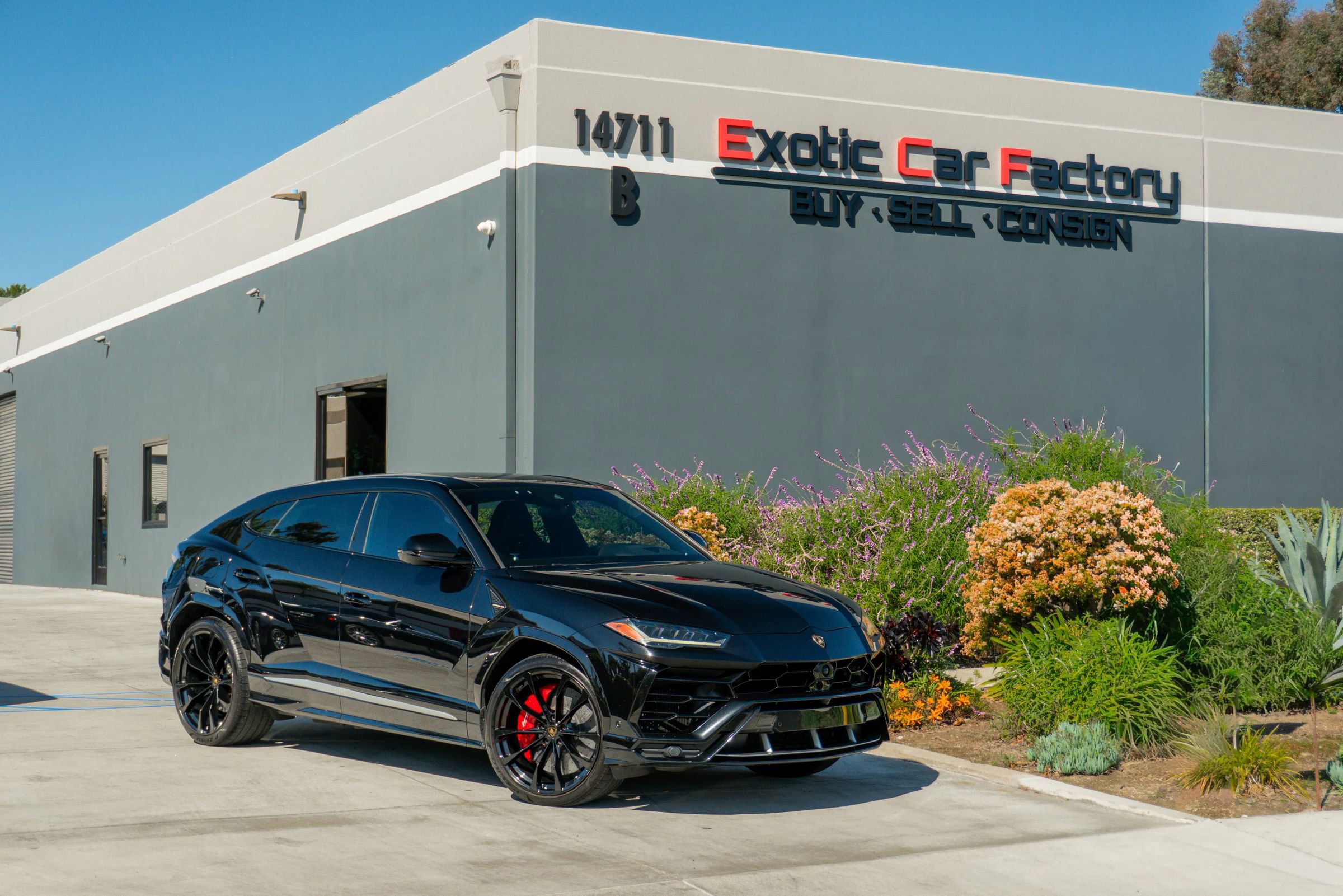 Used 2020 Lamborghini Urus image 1
