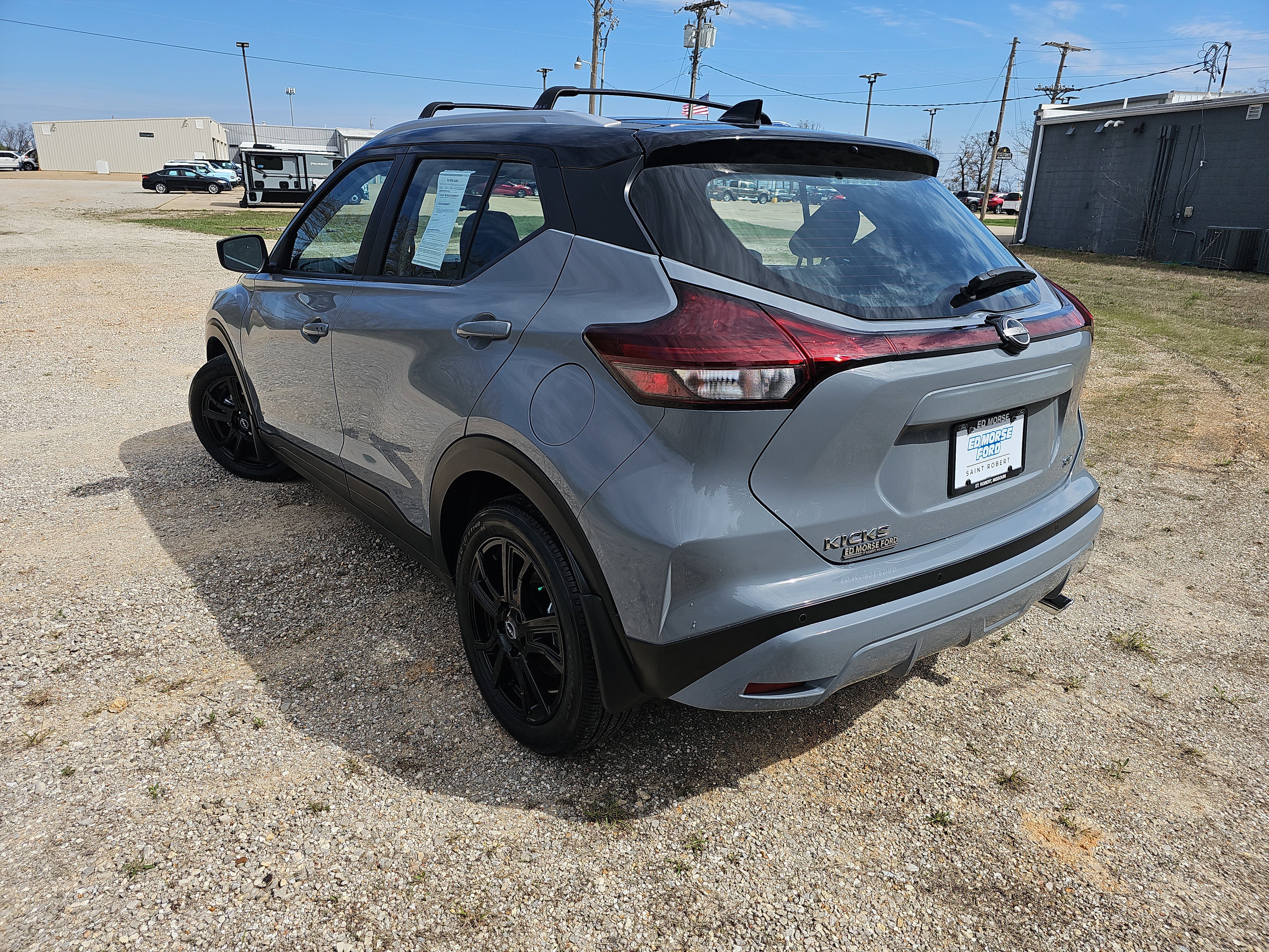 Used 2024 Nissan Kicks SV w/ Exterior Package image 6