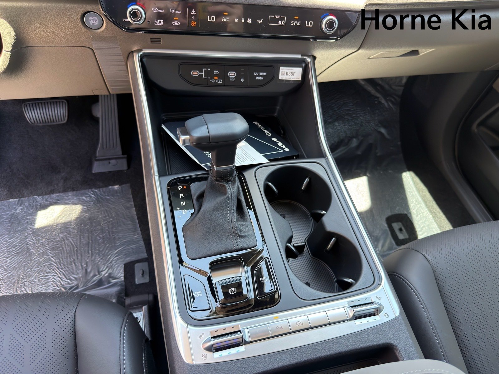 New 2026 Kia Carnival SX FWD image 18