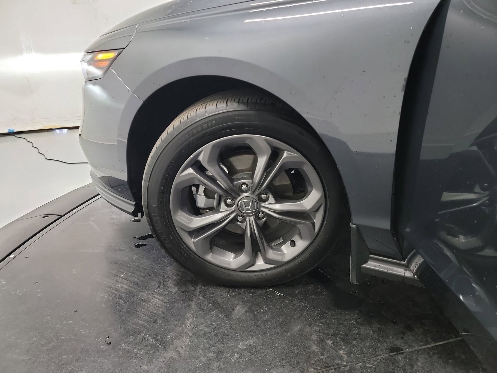 Certified 2024 Honda Accord EX image 30