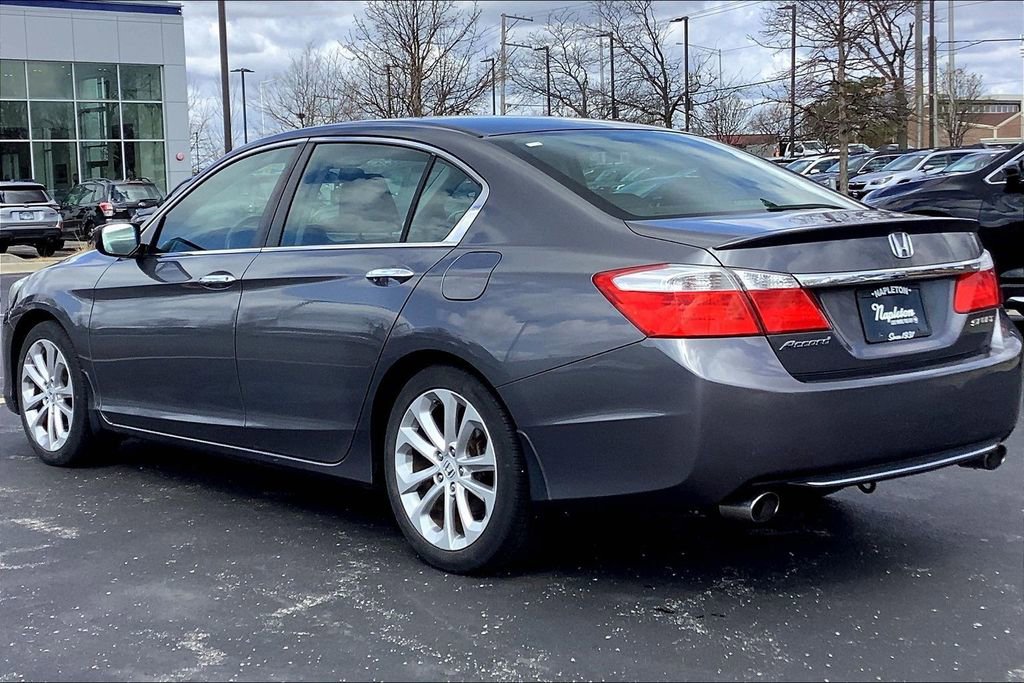 Used 2013 Honda Accord Sport image 11