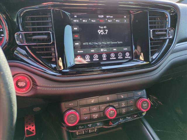 Used 2022 Dodge Durango GT image 13