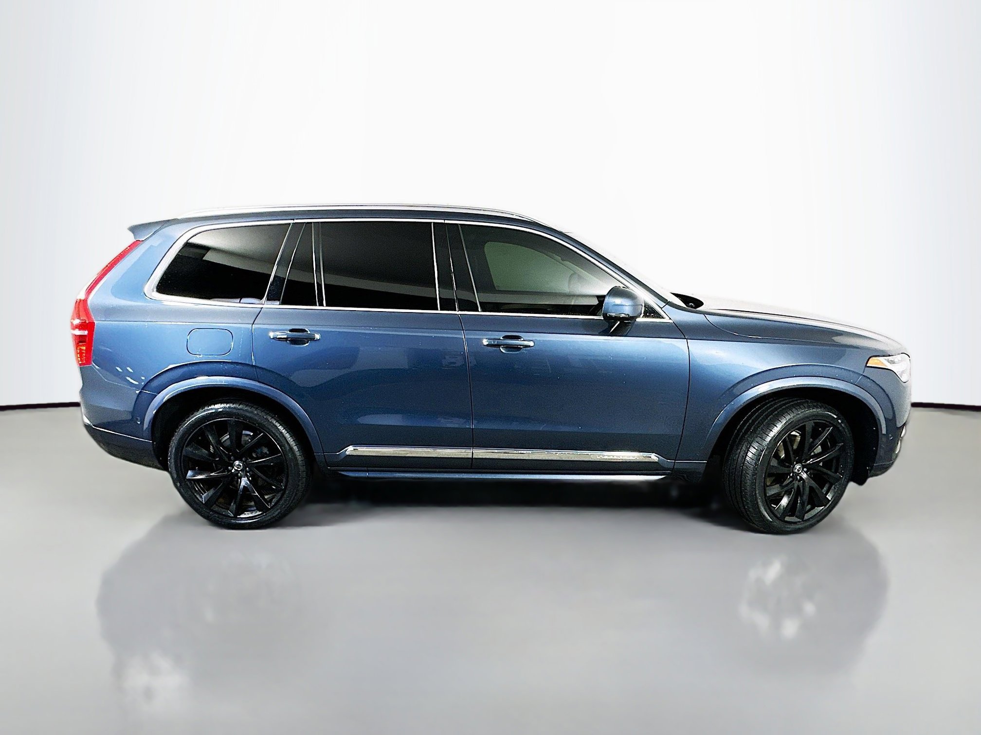 Used 2018 Volvo XC90 T6 Inscription w/ Convenience Package AWD/4WD image 8