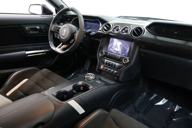 Used 2022 Ford Mustang Shelby GT500 w/ Carbon Fiber Track Pack image 94