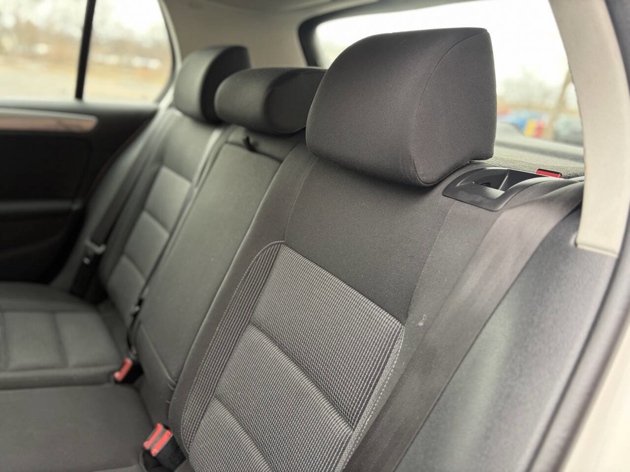 Used 2013 Volkswagen Golf 4-Door image 17