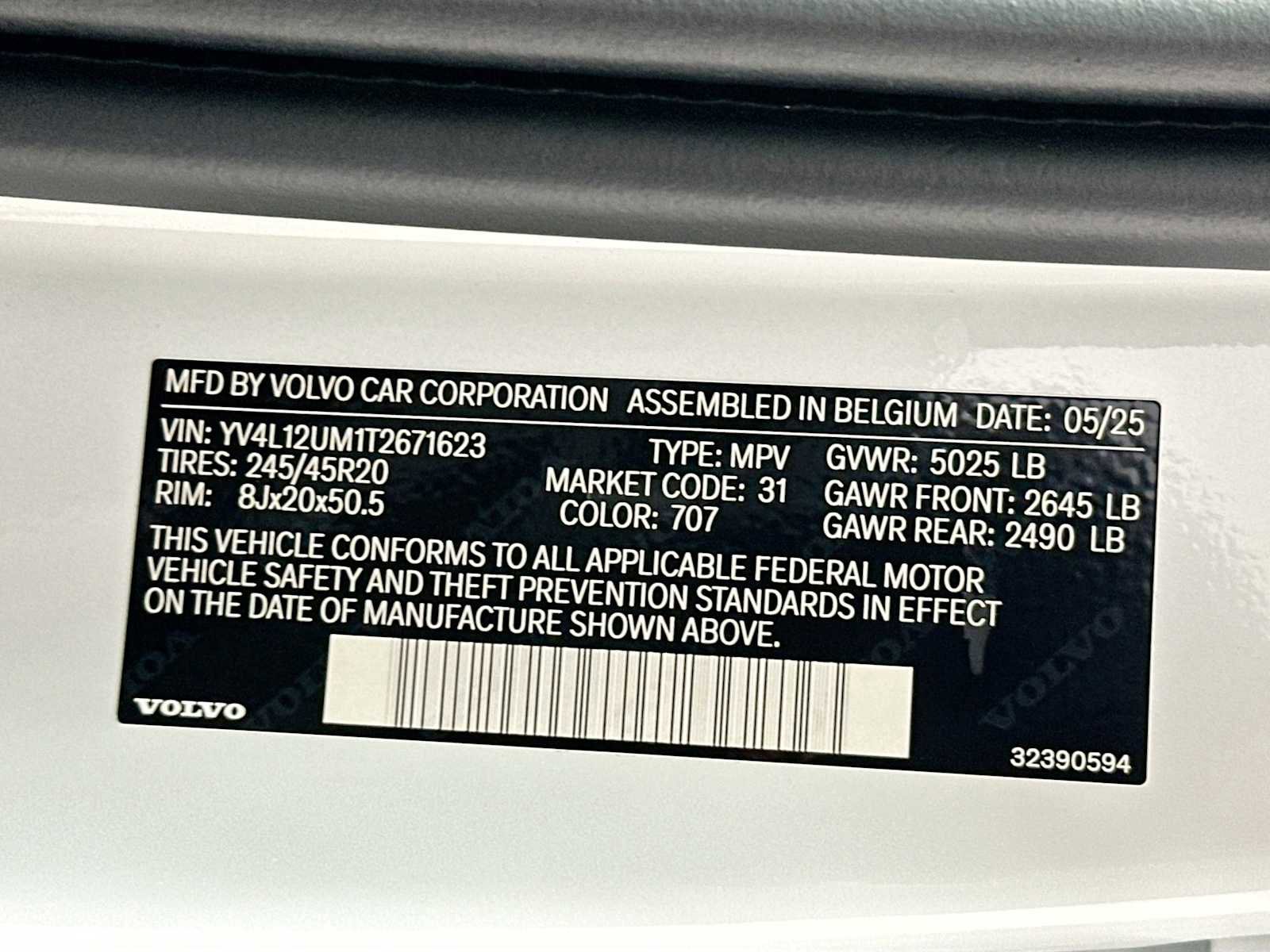 New 2026 Volvo XC40 B5 Ultra w/ Climate Package image 31