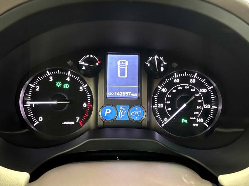 Used 2013 Lexus GX 460 Premium image 28