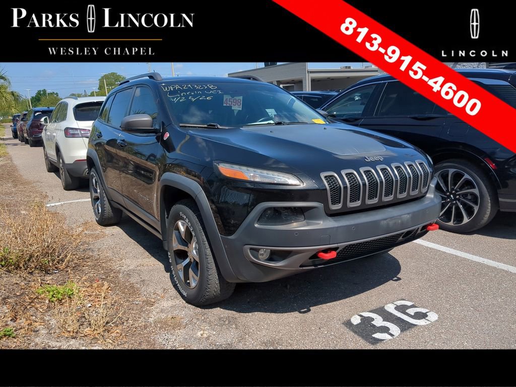 Used 2014 Jeep Cherokee Trailhawk w/ Technology Group AWD/4WD image 2