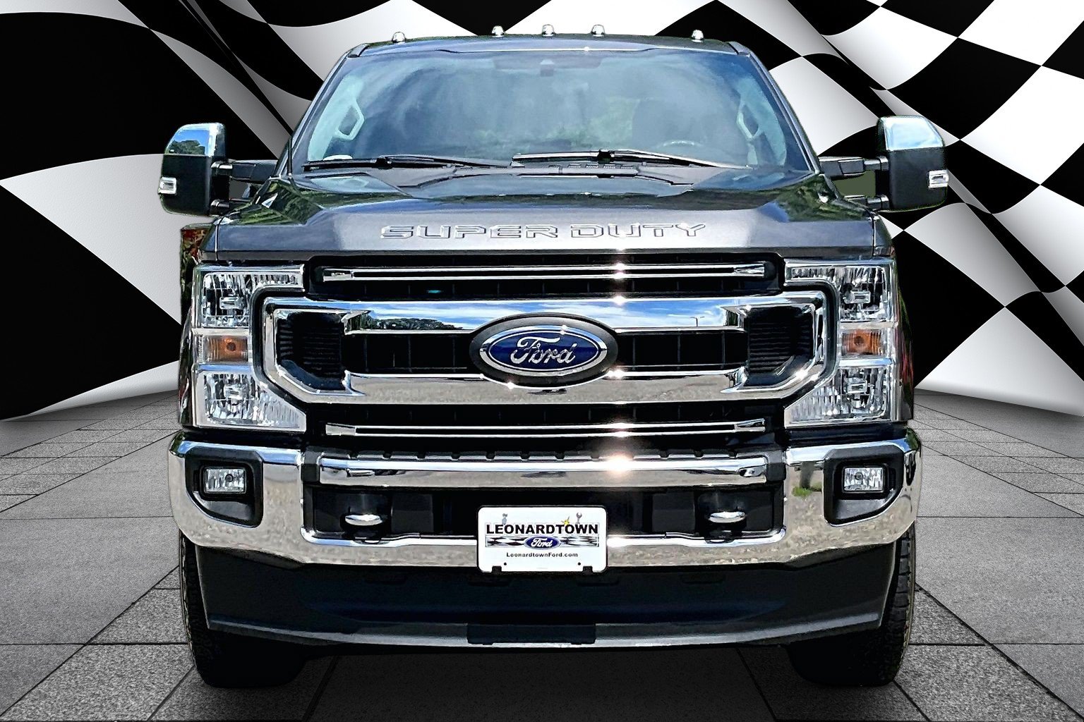 Used 2020 Ford F350 XLT w/ XLT Premium Package AWD/4WD image 3