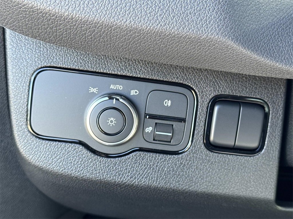 New 2026 Mercedes-Benz Sprinter 144 Cargo image 28
