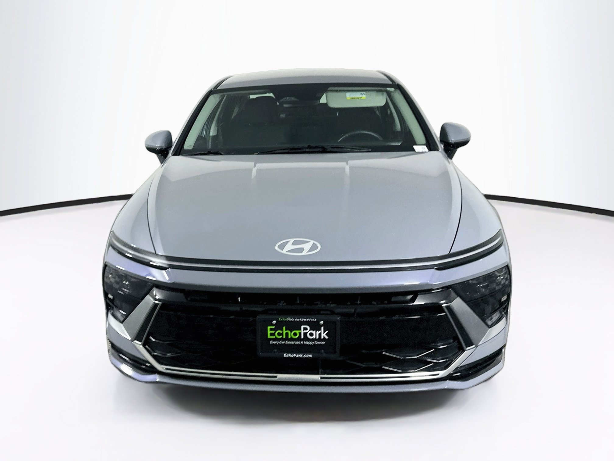 Used 2025 Hyundai Sonata SEL FWD image 2