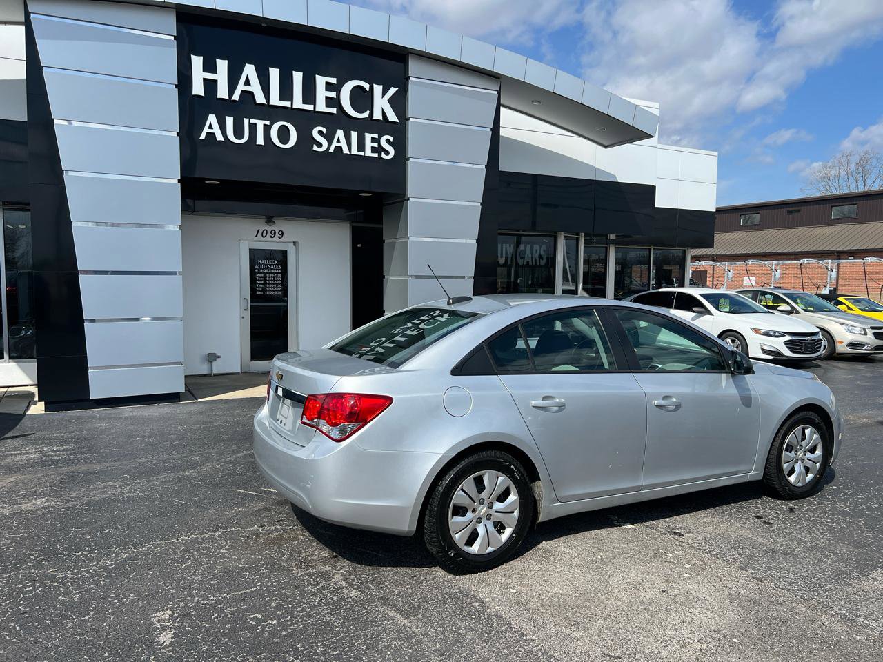 Used 2015 Chevrolet Cruze LS image 5