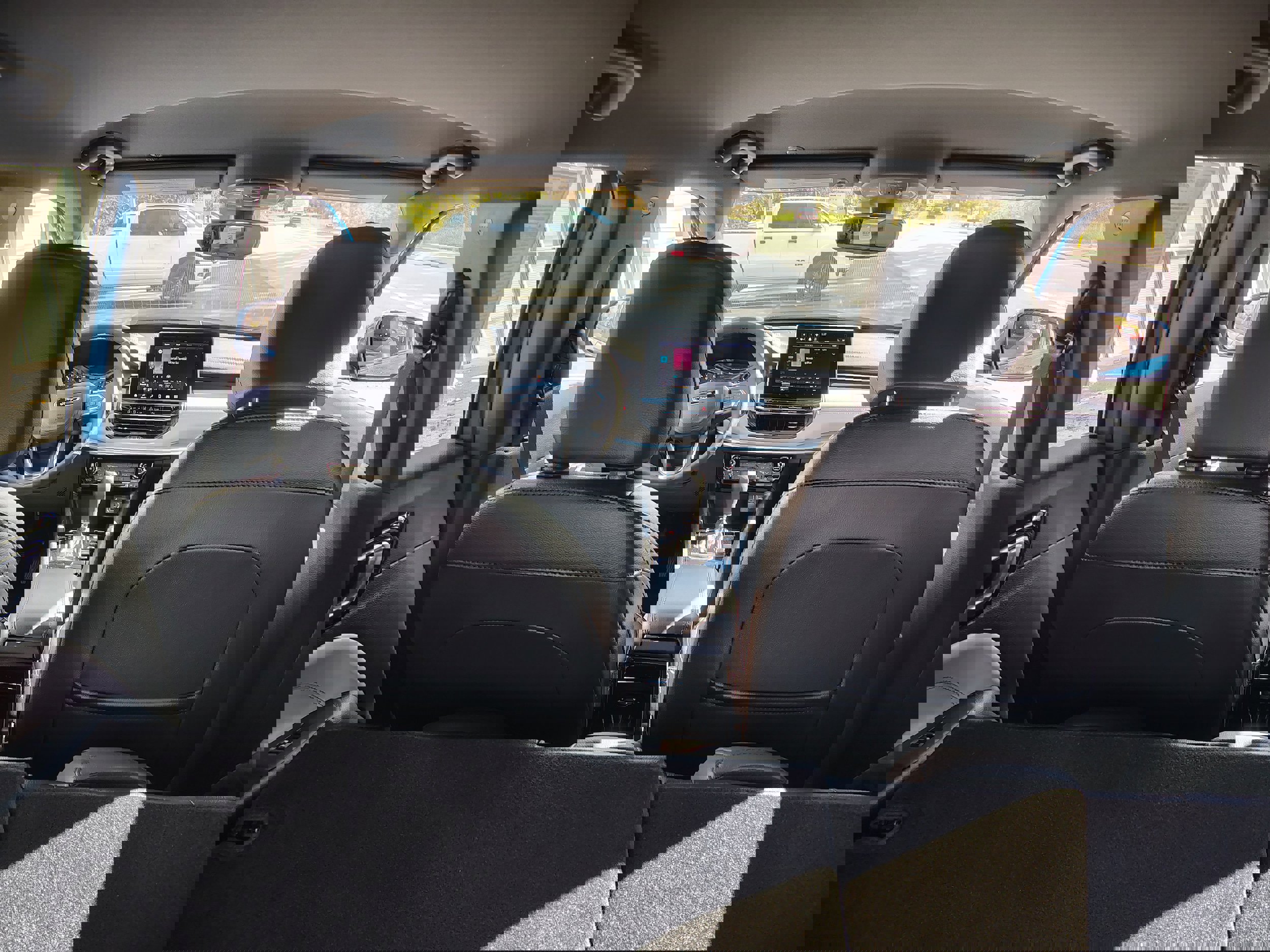 New 2026 Jeep Compass Limited image 11