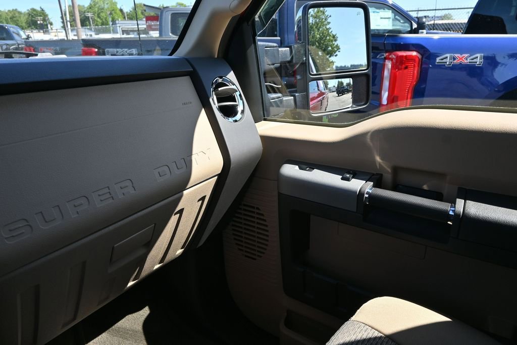 Used 2016 Ford F350 XLT w/ XTR Plus Package RWD image 16