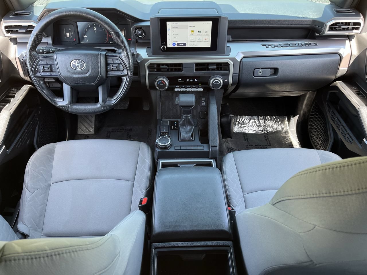 Used 2025 Toyota Tacoma SR5 AWD/4WD image 9