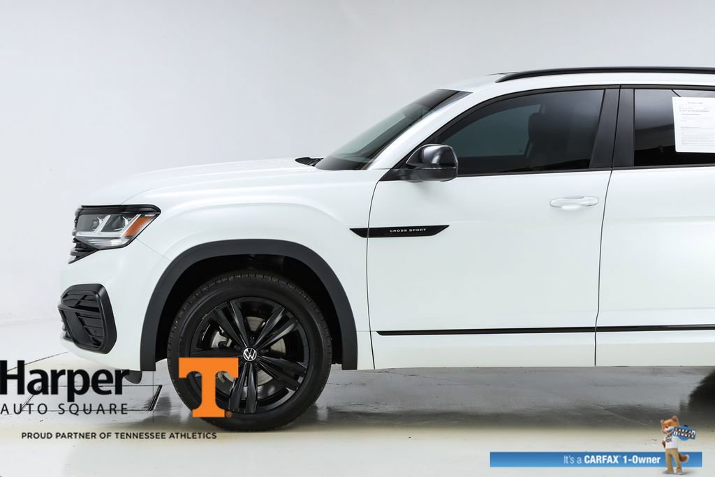 Used 2023 Volkswagen Atlas Cross Sport SEL R-Line image 42