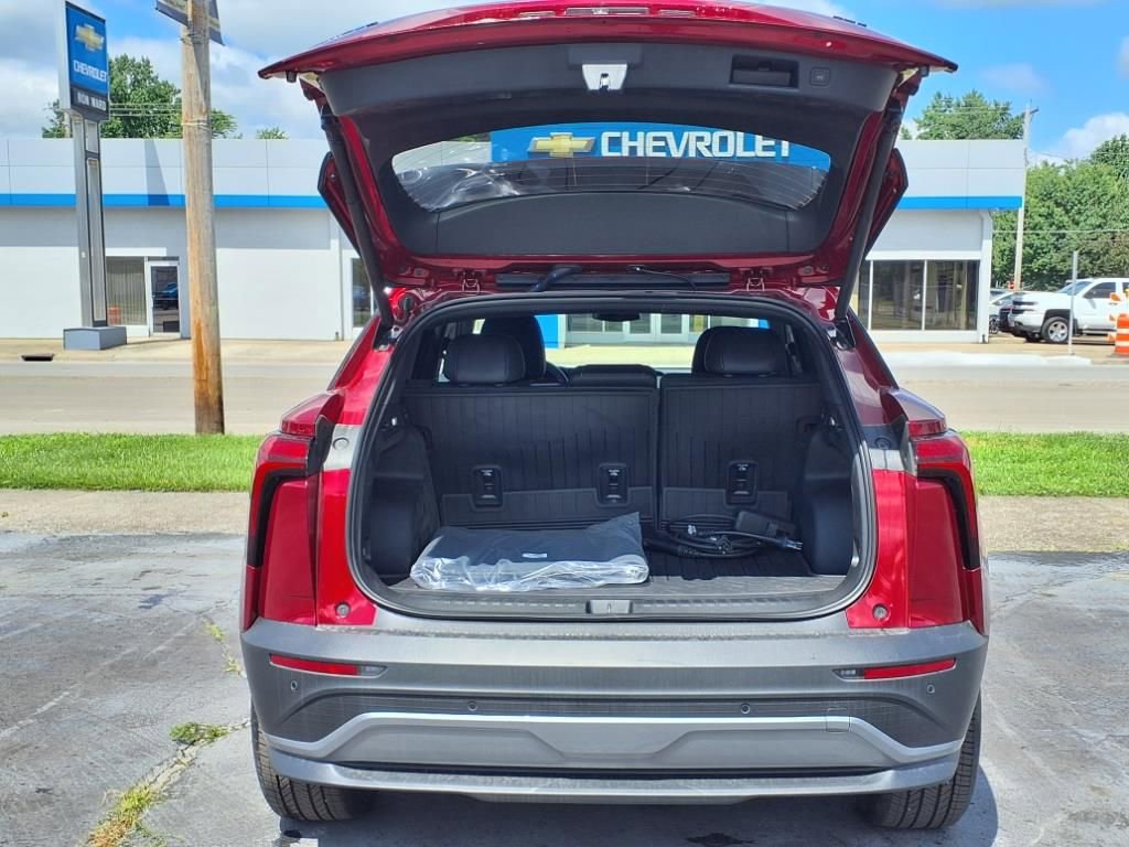 New 2025 Chevrolet Blazer EV LT AWD/4WD image 13