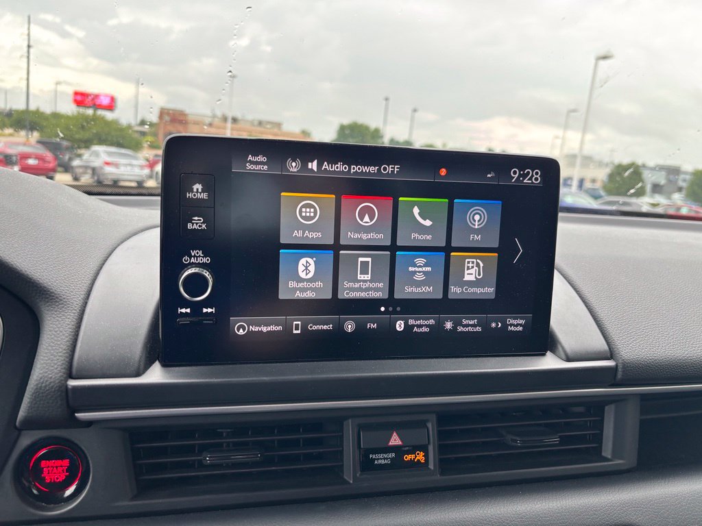 Certified 2025 Honda Pilot Touring image 15