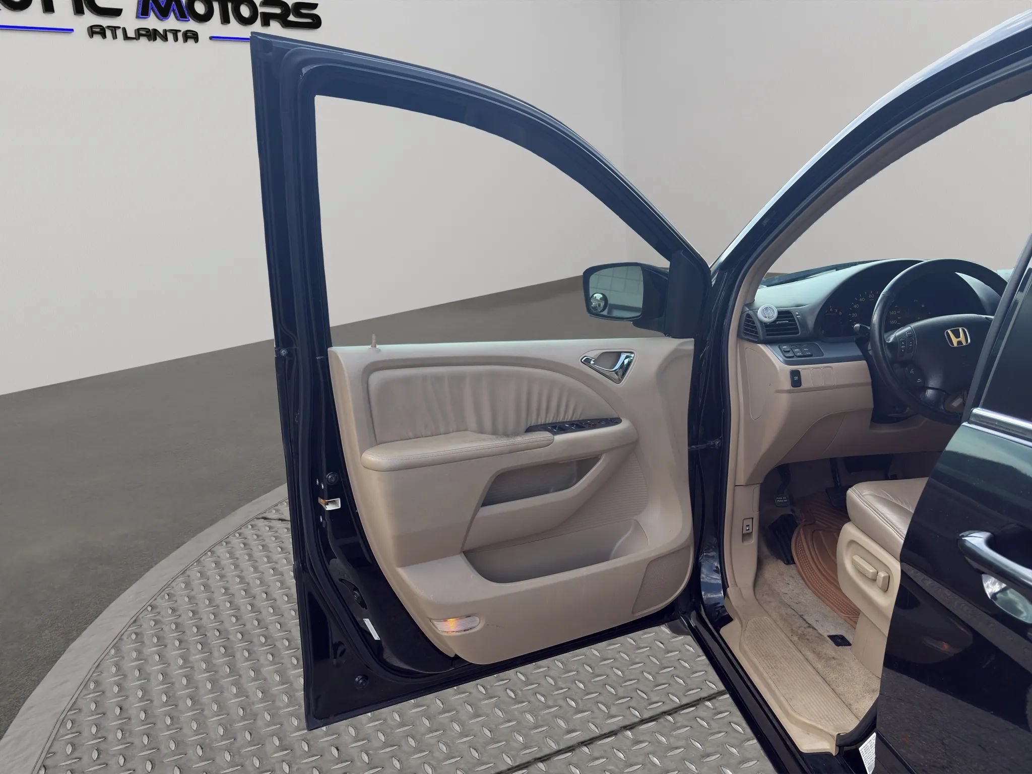 Used 2006 Honda Odyssey EX-L image 24