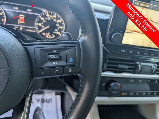 Used 2024 Nissan Pathfinder SL AWD/4WD image 22