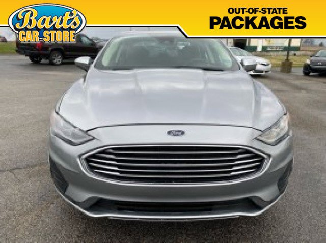 Used 2020 Ford Fusion SE image 2