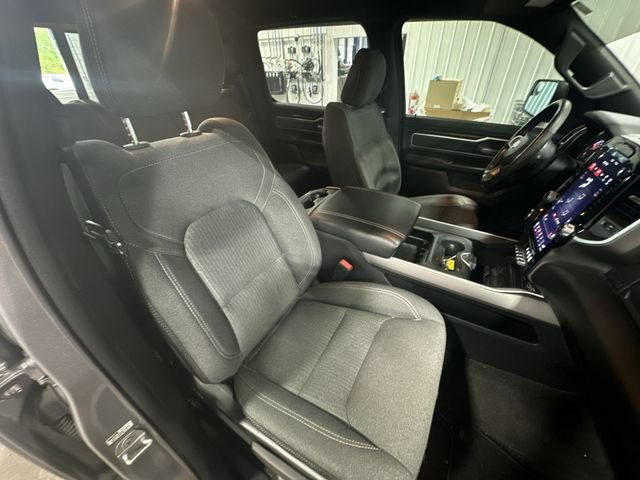Used 2020 RAM 1500 Big Horn AWD/4WD image 32