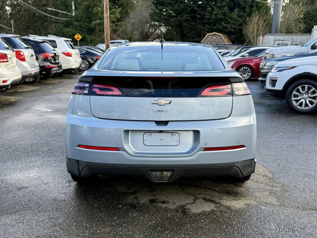 Used 2013 Chevrolet Volt w/ Enhanced Safety Package 1 image 5